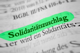 Foto: Schriftzug Solidaritätszuschlag